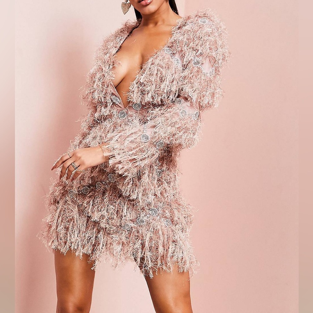 ASOS FAUX FEATHER LOOK EMBELLISHED DETAIL DRESS IN PINK. WORN ONCE. SIZE 8